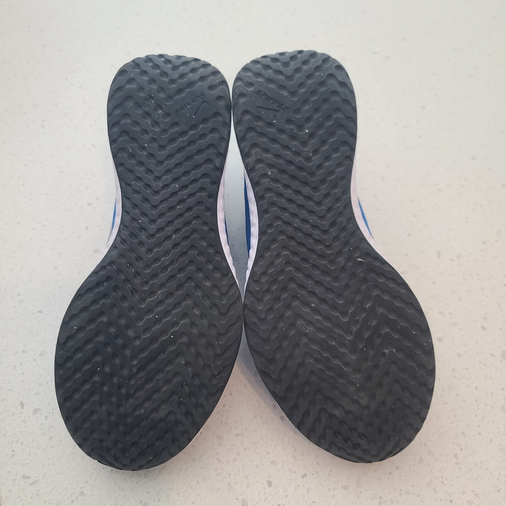 Nike Blue and Gray Running Shoes - Picture 5 of 6